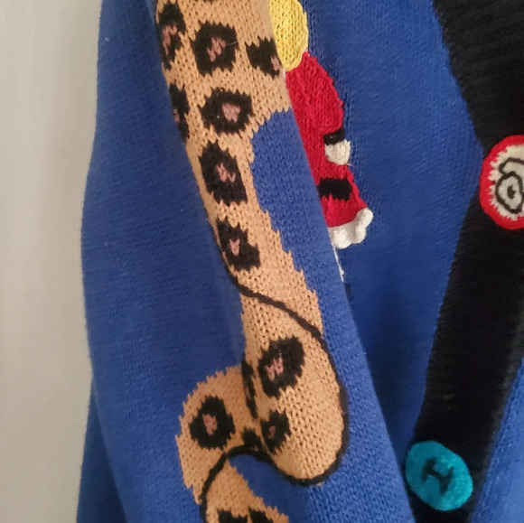 Vintage mixed print button down cardigan sweater, size medium JTWO NEW YORK - Picture 7 of 9